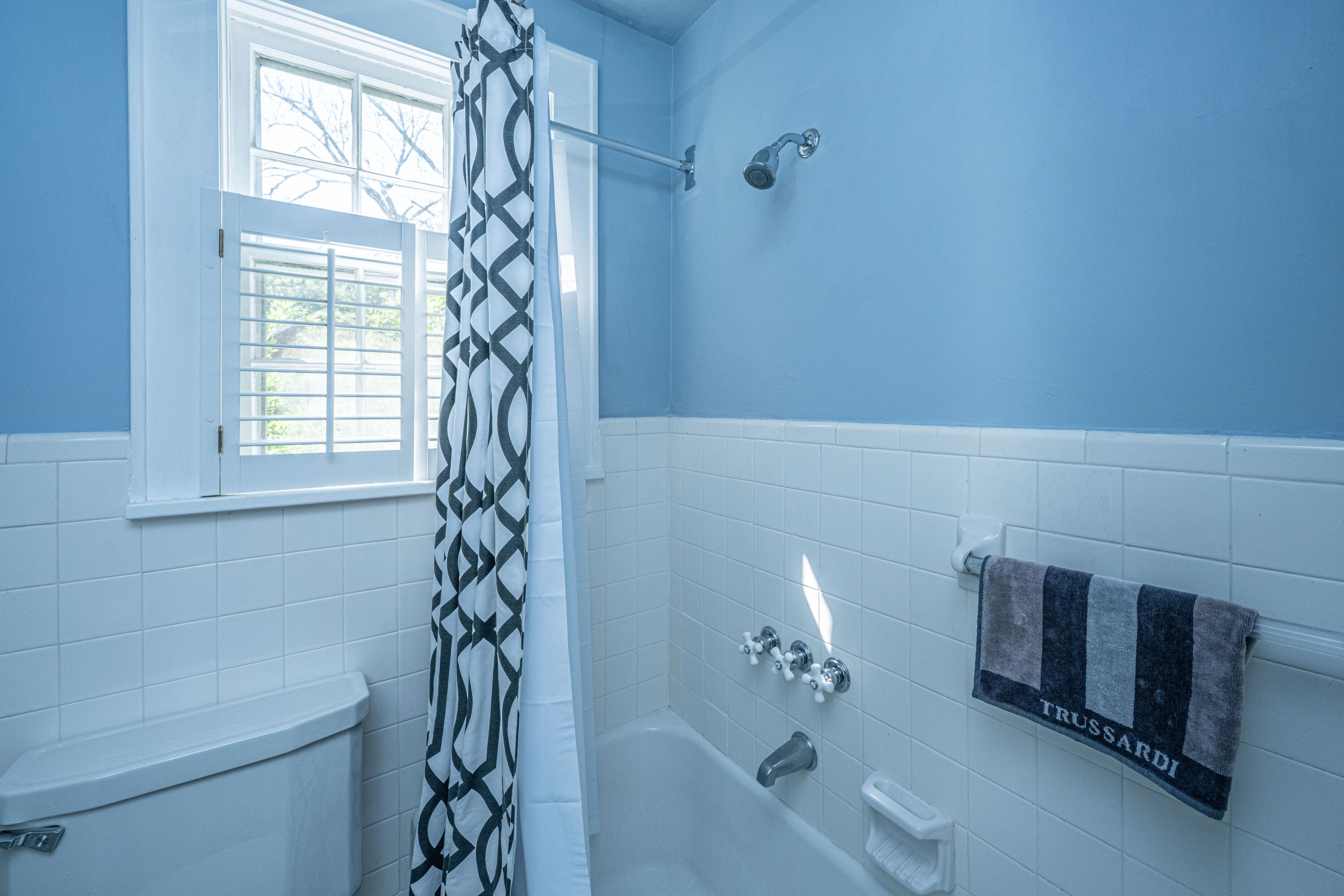 32 Rosedale Drive Charleston, SC 29407 - Photo 25 of 40 32Rosedale Bathtub