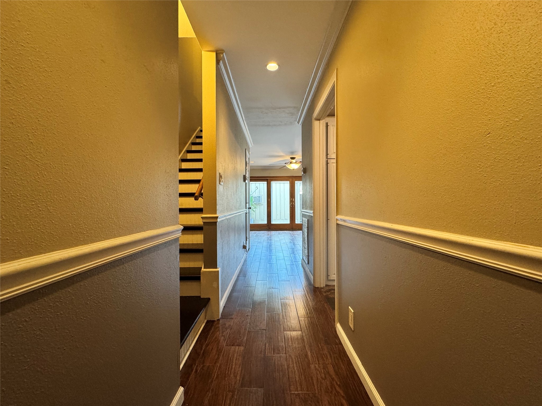 2041 Winrock Boulevard, Unit 157 Houston, TX 77057 - Photo 2 of 26 a view of entryway with wooden floor