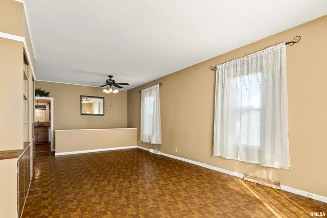 $269,000 | 523 North Main Street, Morton, IL 61550