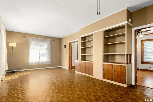 $249,000 | 523 North Main Street, Morton, IL 61550