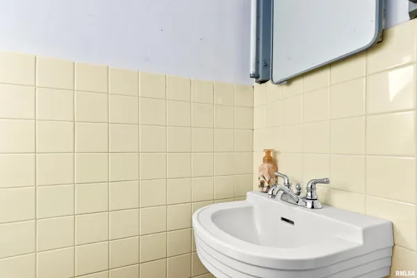 $249,000 | 523 North Main Street, Morton, IL 61550