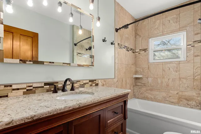 $269,000 | 523 North Main Street, Morton, IL 61550