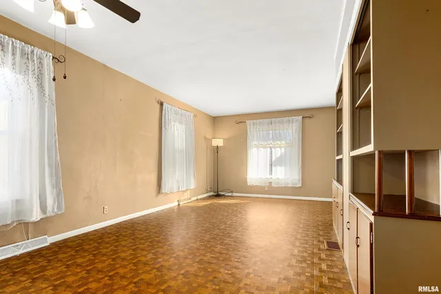 $269,000 | 523 North Main Street, Morton, IL 61550