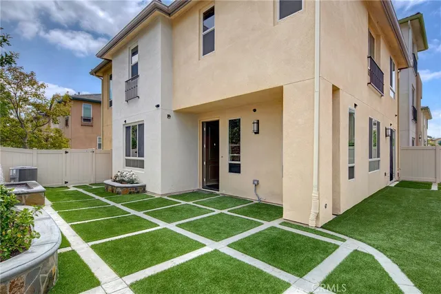 $4,500 | 12001 Rock Creek Court, Hawthorne, CA 90250