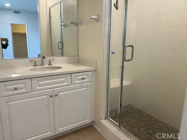 $5,000 | 232 Cultivate, Irvine, CA 92618