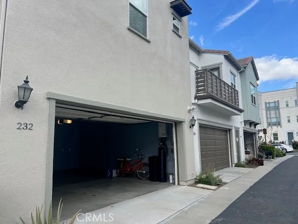 $5,000 | 232 Cultivate, Irvine, CA 92618