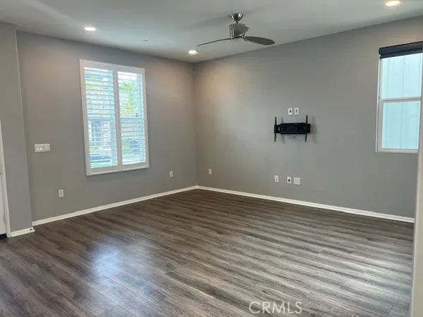 $5,000 | 232 Cultivate, Irvine, CA 92618