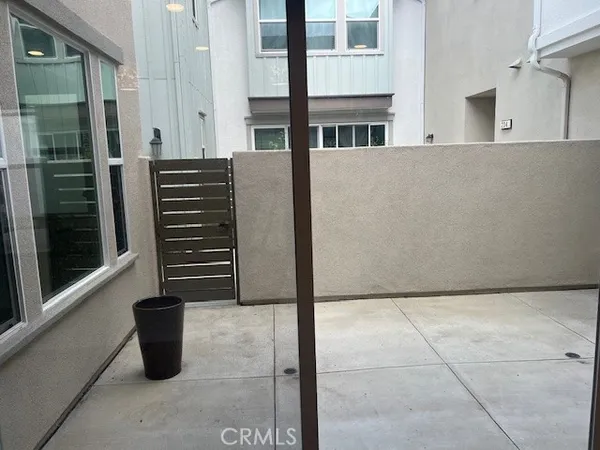 $5,000 | 232 Cultivate, Irvine, CA 92618
