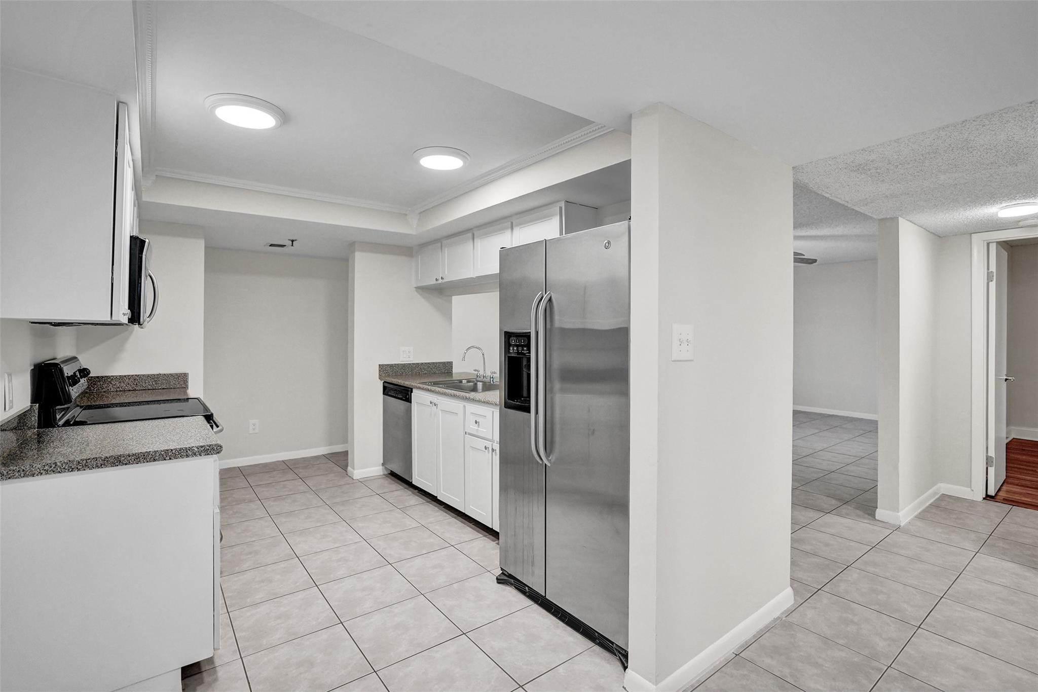 820 Lavers Circle, Unit G105 Delray Beach, FL 33444 - Photo 14 of 45 Photo 14