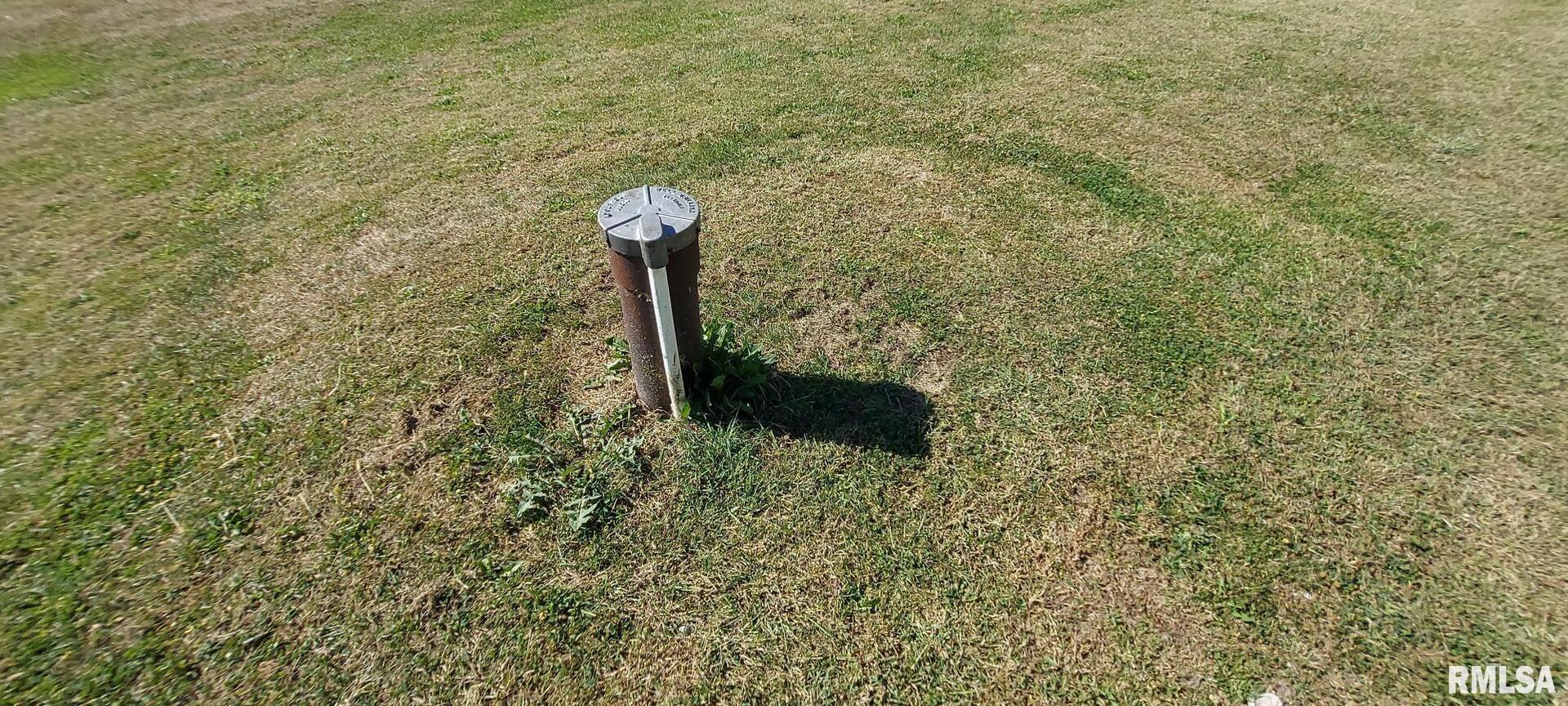 96 Highway 67 Alexis, IL 61412 - Photo 14 of 24 a bathroom with a shower