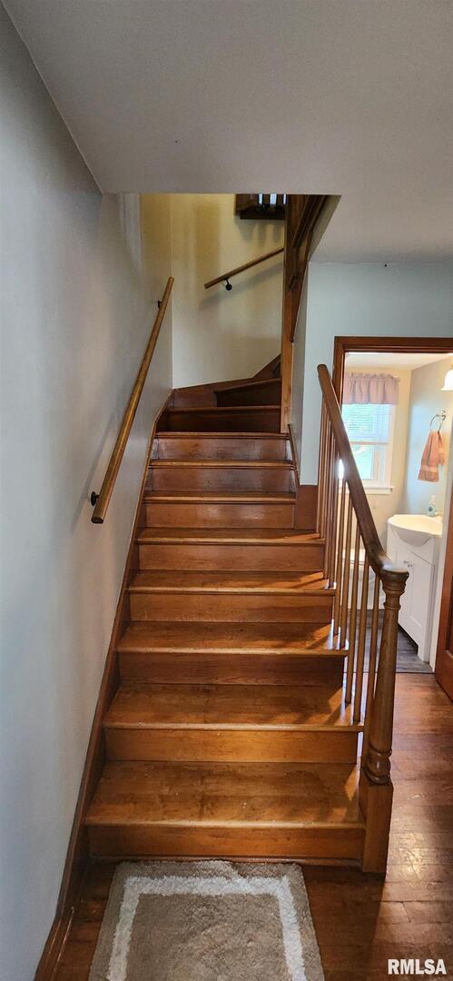 96 Highway 67 Alexis, IL 61412 - Photo 17 of 24 a view of entryway