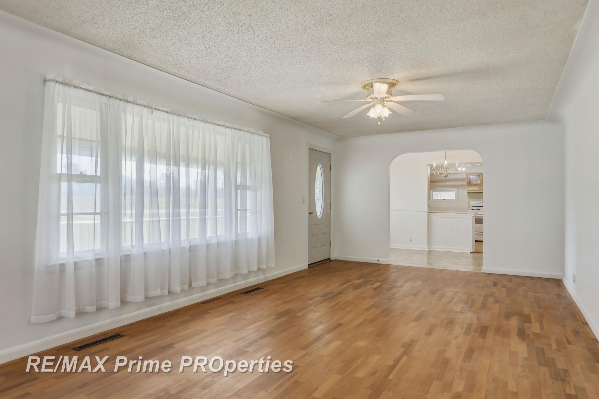 9284 Bray Road Millington, MI 48746 - Photo 11 of 60 Gallery Image 11