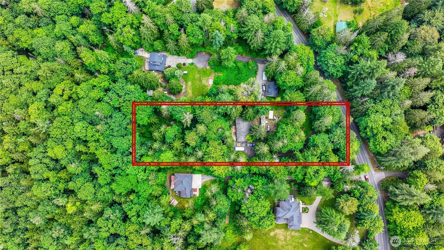 28818 Northeast Tolt Hill Road Carnation, WA 98014 - Photo 2 of 12 a view of statue in the garden