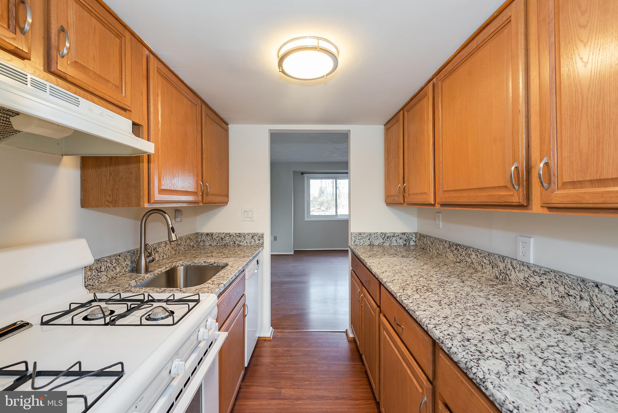 9457 Merryrest Road Columbia, MD 21045 - Photo 12 of 29 Kitchen