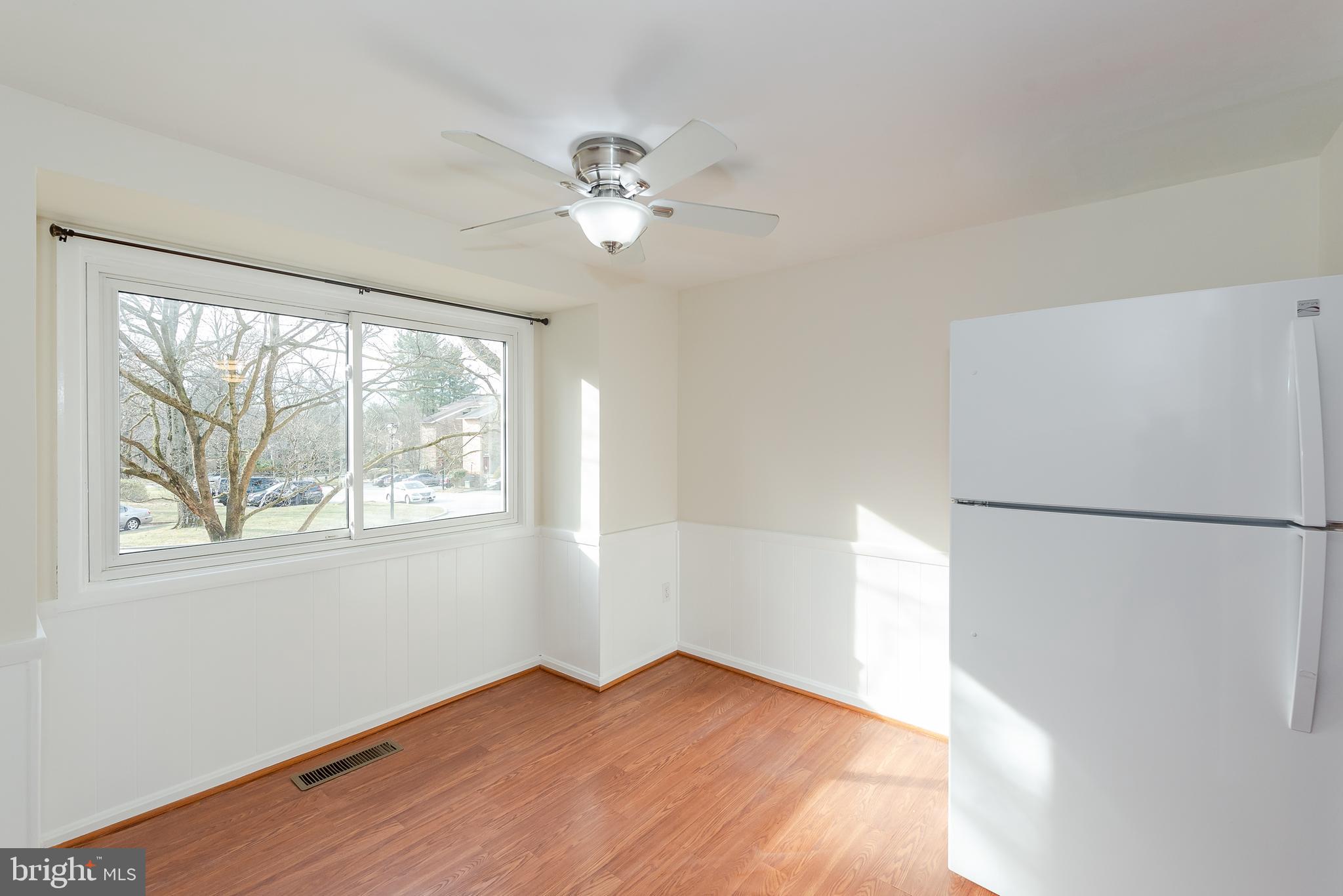 9457 Merryrest Road Columbia, MD 21045 - Photo 9 of 29 Breakfast Area and Kitchen
