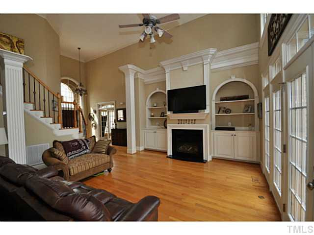 1412 Rhea Drive Garner, NC 27529 - Photo 4 of 25 Living Room