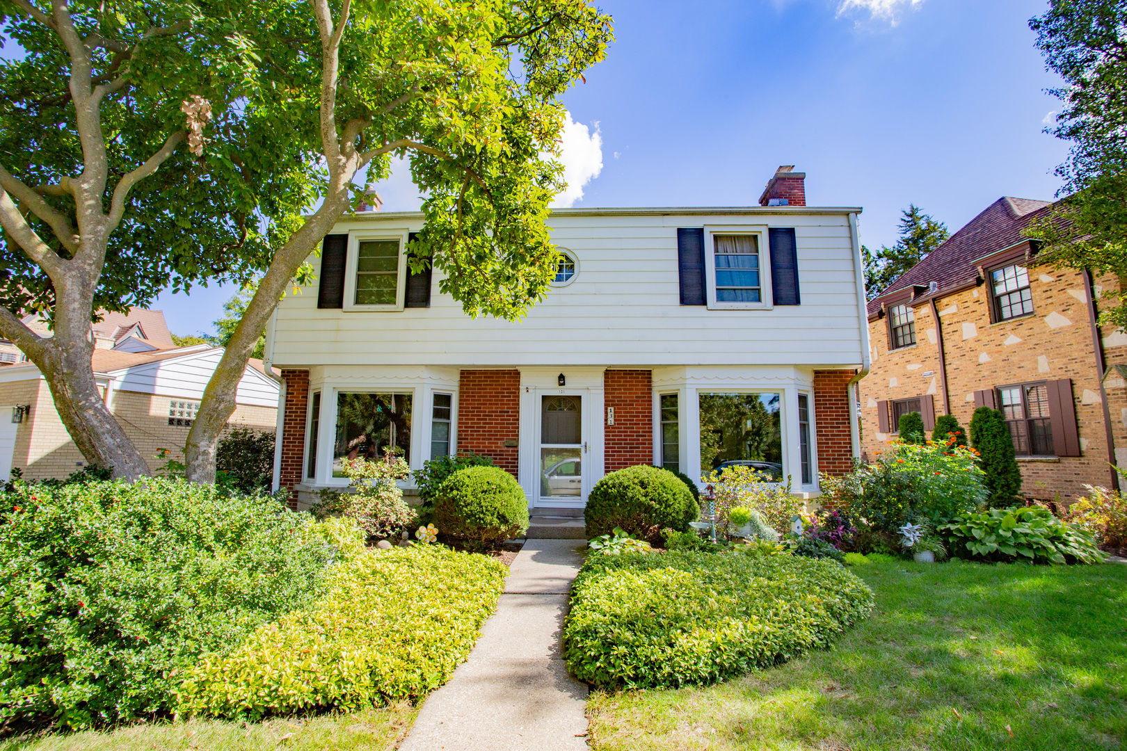 131 Stratford Road Des Plaines, IL 60016 - Photo 1 of 30 Gallery Image 1