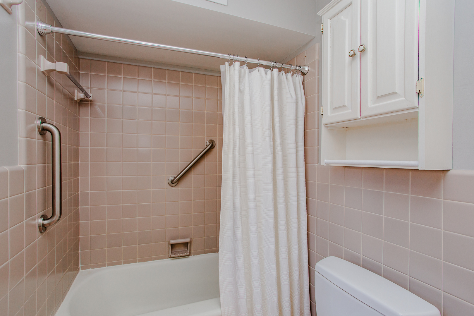 131 Stratford Road Des Plaines, IL 60016 - Photo 21 of 30 Gallery Image 21