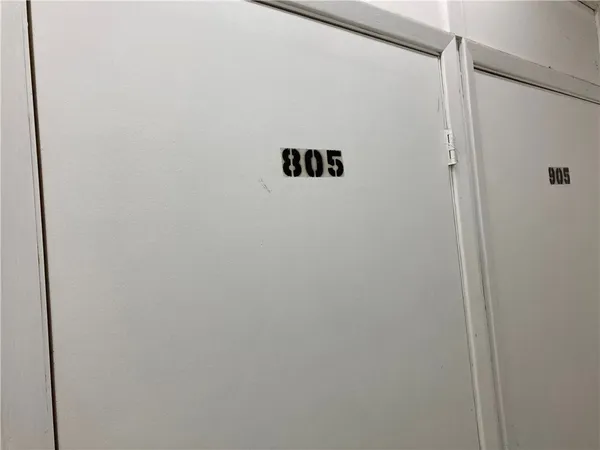 $224,900 | 4000 Surfside Boulevard, Unit 805, Corpus Christi, TX 78402