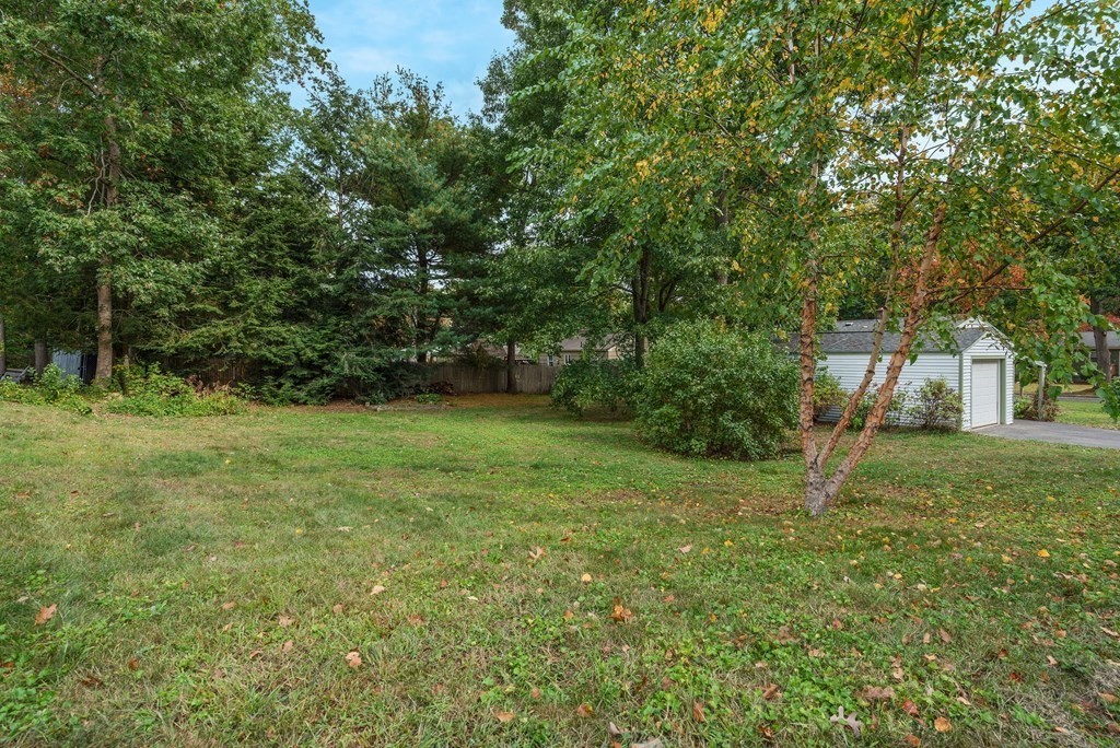120 Tioga Street Springfield, MA 01128 - Photo 30 of 31