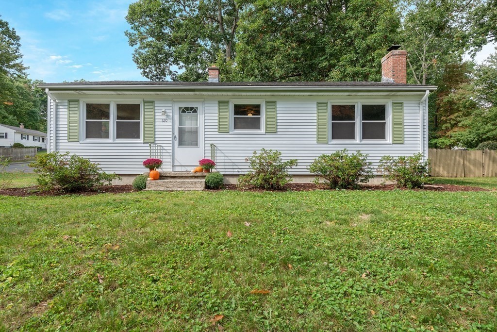 120 Tioga Street Springfield, MA 01128 - Photo 3 of 31