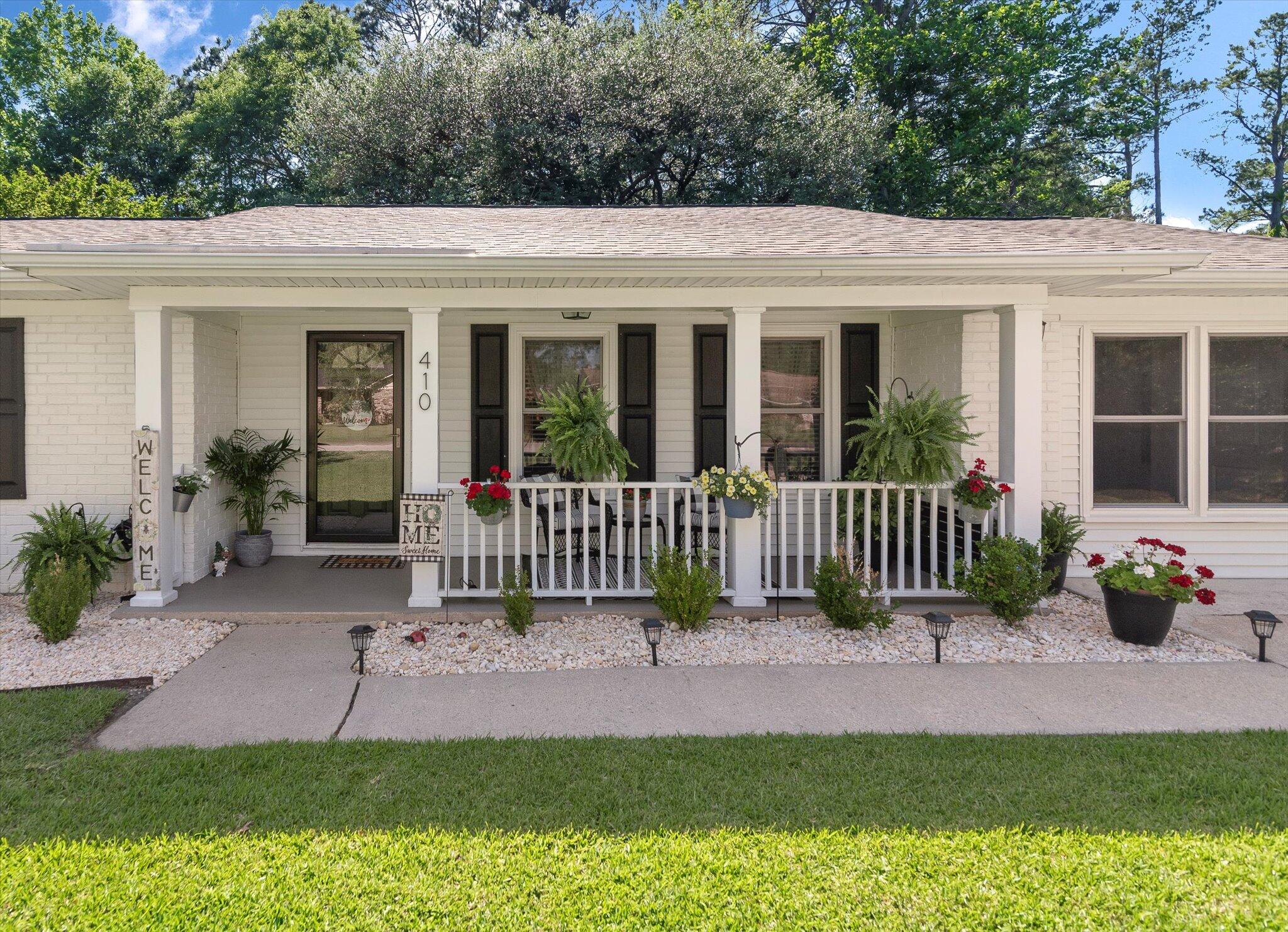 410 Beauregard Road Summerville, SC 29486 - Photo 1 of 41 03-410 Beauregard_Lowcountry_Exposure-27