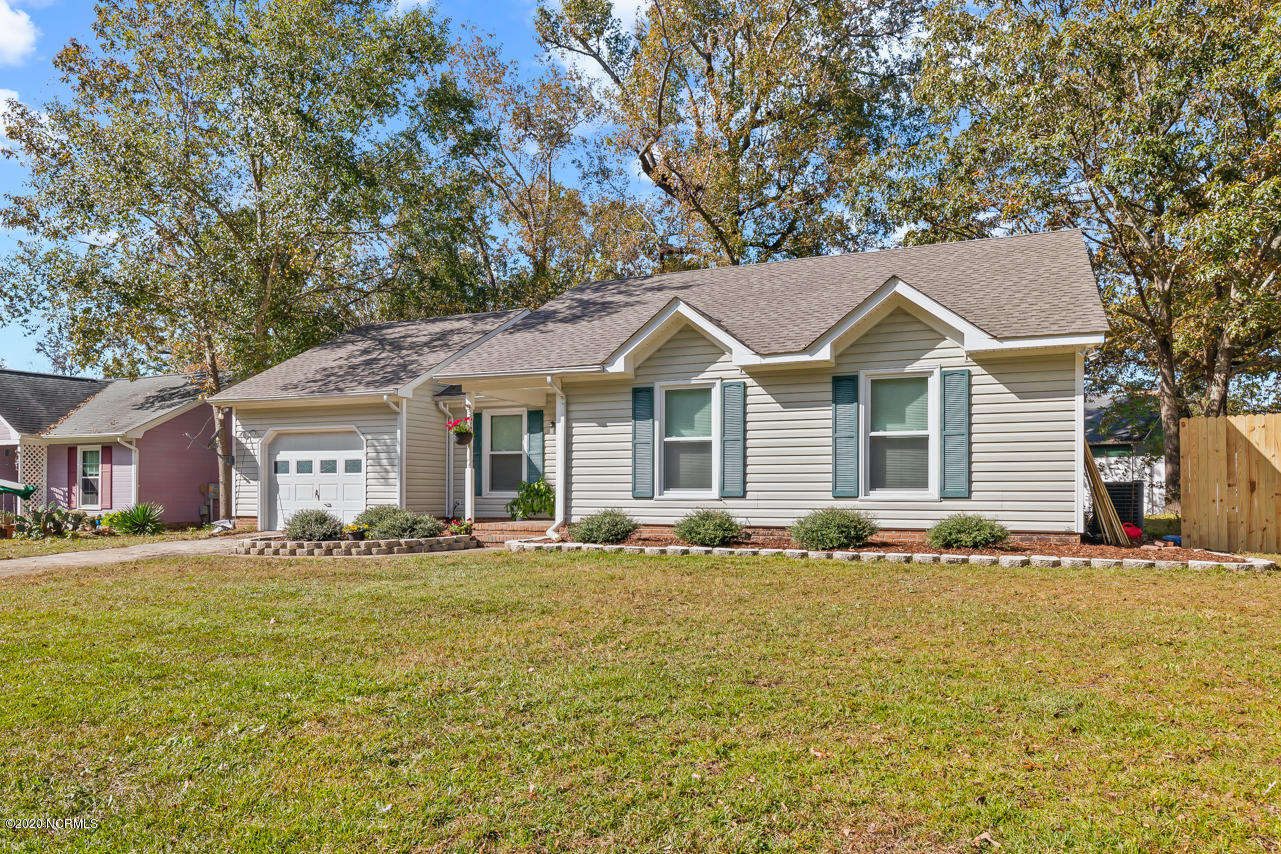 179 Raintree Circle Jacksonville, NC 28540 - Photo 2 of 27 2