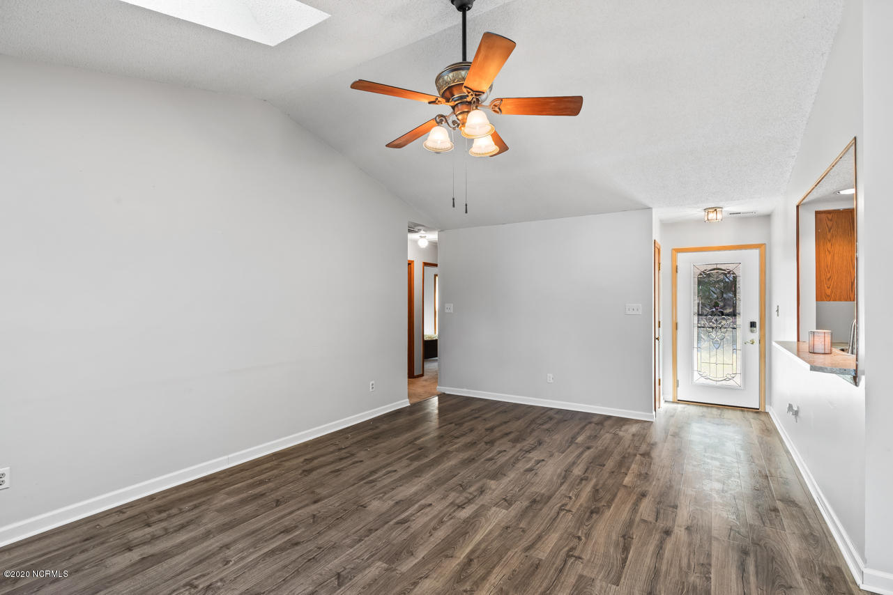 179 Raintree Circle Jacksonville, NC 28540 - Photo 6 of 27 6