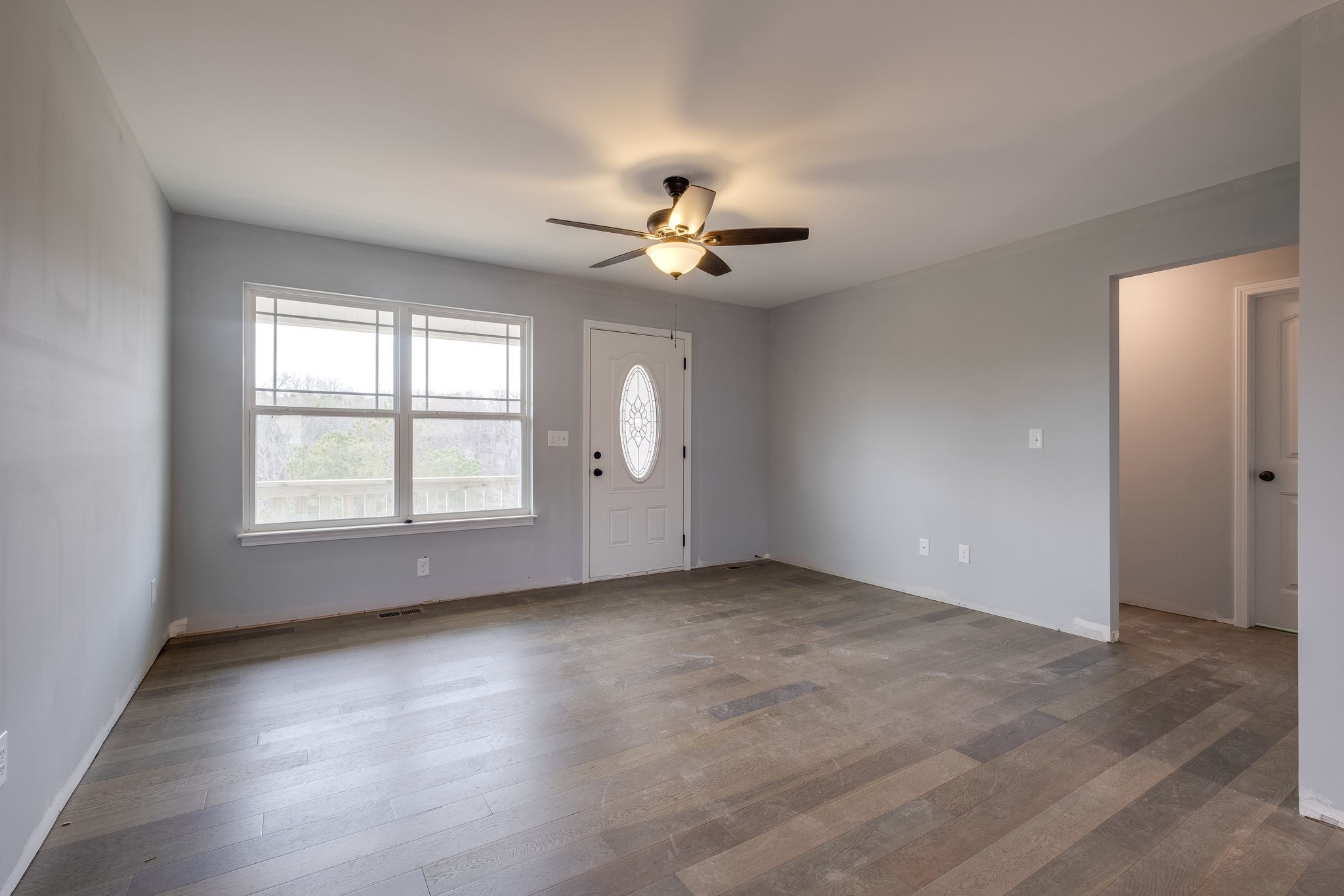 566 Matlock Road Charlotte, TN 37036 - Photo 9 of 25 Gallery Image 9