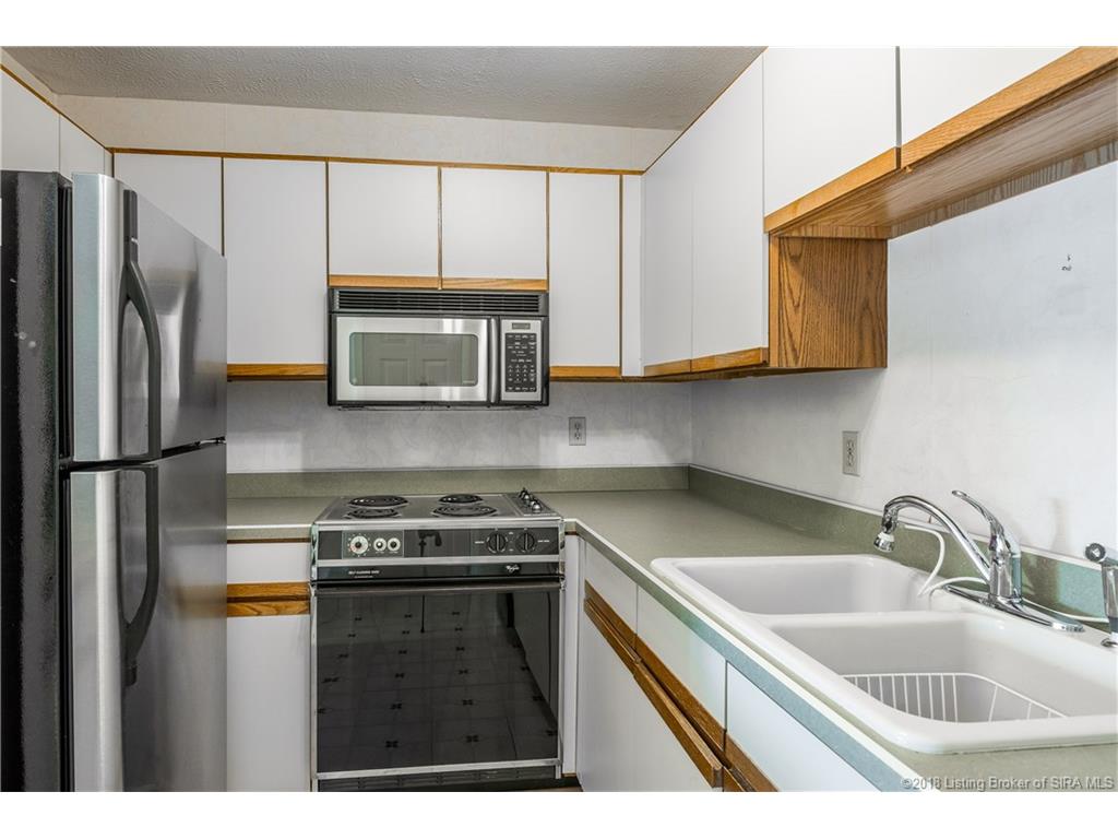 2900 Middle Road, Unit 23 Jeffersonville, IN 47130 - Photo 13 of 36 Gallery Image 13