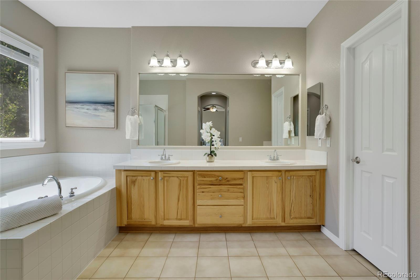 2586 Pemberly Avenue Highlands Ranch, CO 80126 - Photo 33 of 41