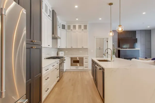 $1,259,900 | 7301 Ponto Drive, Morton Grove, IL 60053