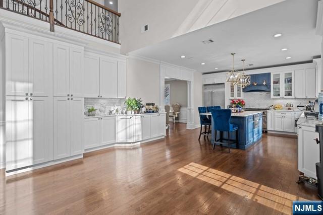 160 Lawrence Drive Paramus, NJ 07652 - Photo 12 of 49