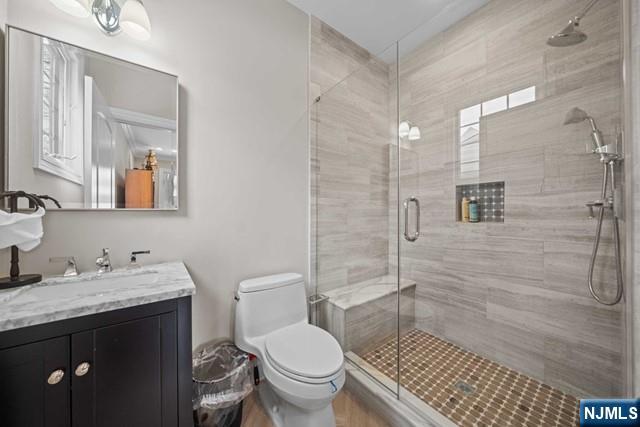 160 Lawrence Drive Paramus, NJ 07652 - Photo 20 of 49