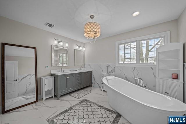 160 Lawrence Drive Paramus, NJ 07652 - Photo 27 of 49