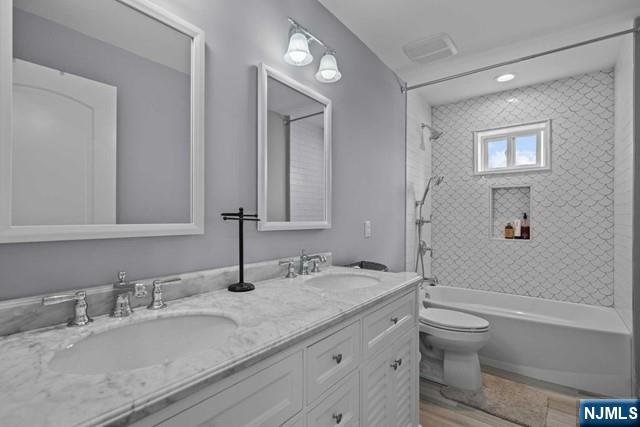 160 Lawrence Drive Paramus, NJ 07652 - Photo 30 of 49