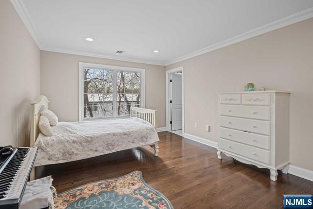 160 Lawrence Drive Paramus, NJ 07652 - Photo 33 of 49