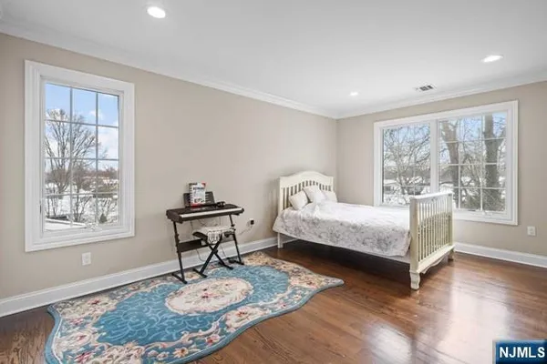 $1,999,995 | 160 Lawrence Drive, Paramus, NJ 07652