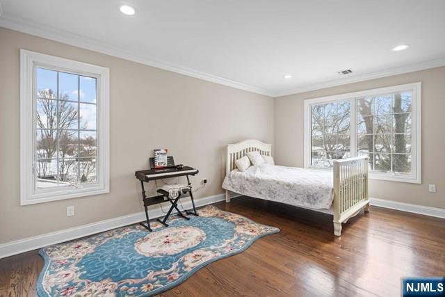160 Lawrence Drive Paramus, NJ 07652 - Photo 35 of 49