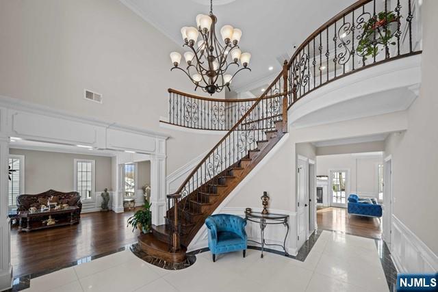 160 Lawrence Drive Paramus, NJ 07652 - Photo 4 of 49