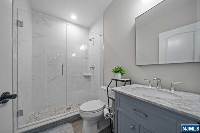 160 Lawrence Drive Paramus, NJ 07652 - Photo 42 of 49