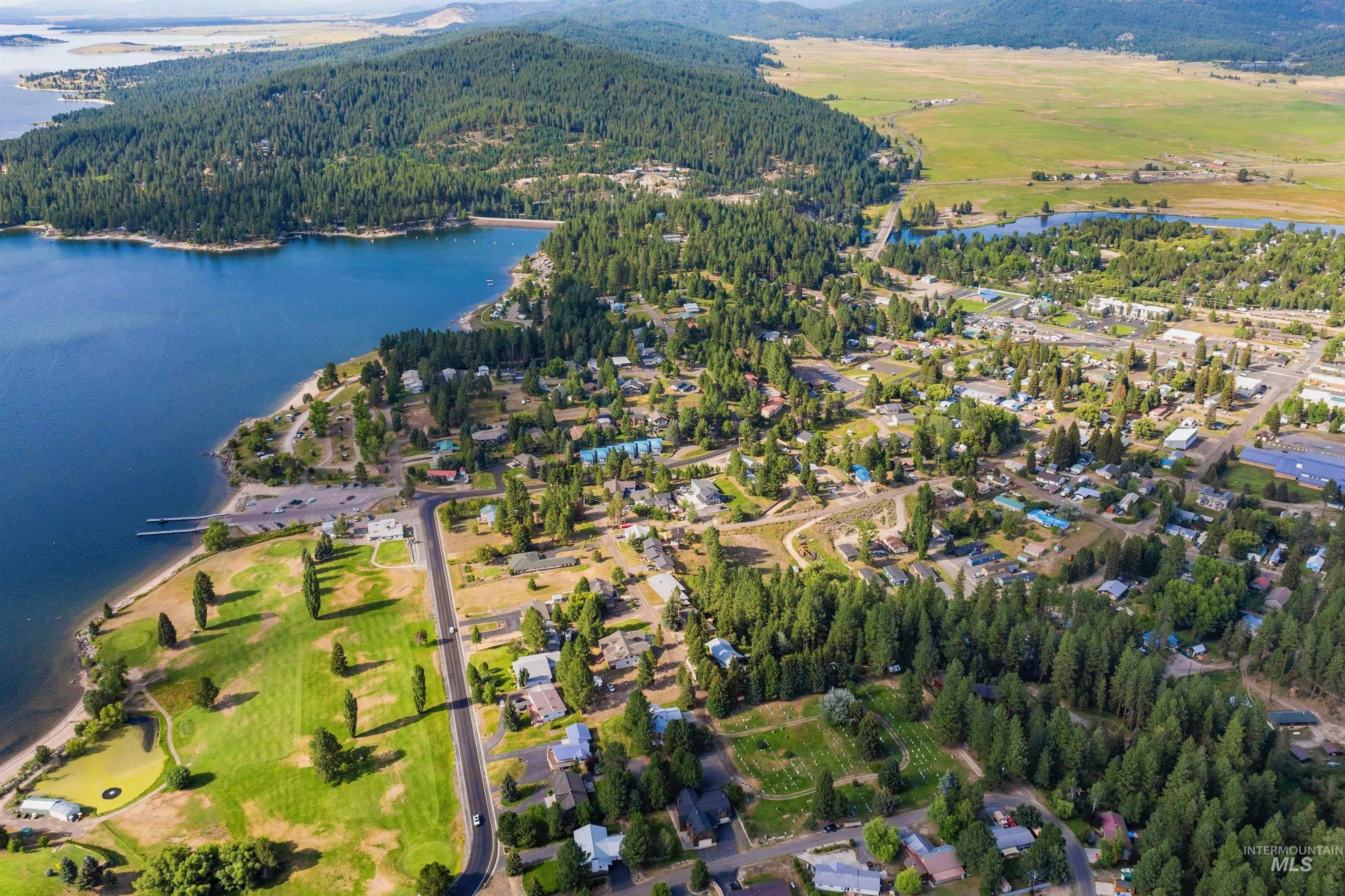 108 Gardner Place Cascade, ID 83611 - Photo 12 of 44