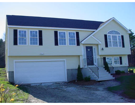 128 Oakham Road Barre, MA 01005 - Photo 3 of 5 Gallery Image 3