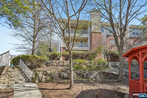 $425,000 | 3108 Schindler Lane, Wayne, NJ 07470