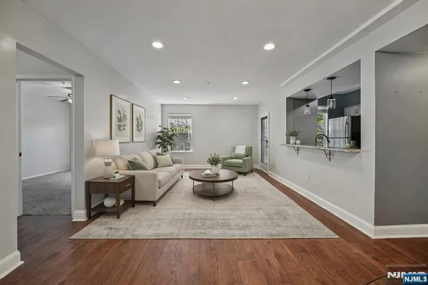 $425,000 | 3108 Schindler Lane, Wayne, NJ 07470