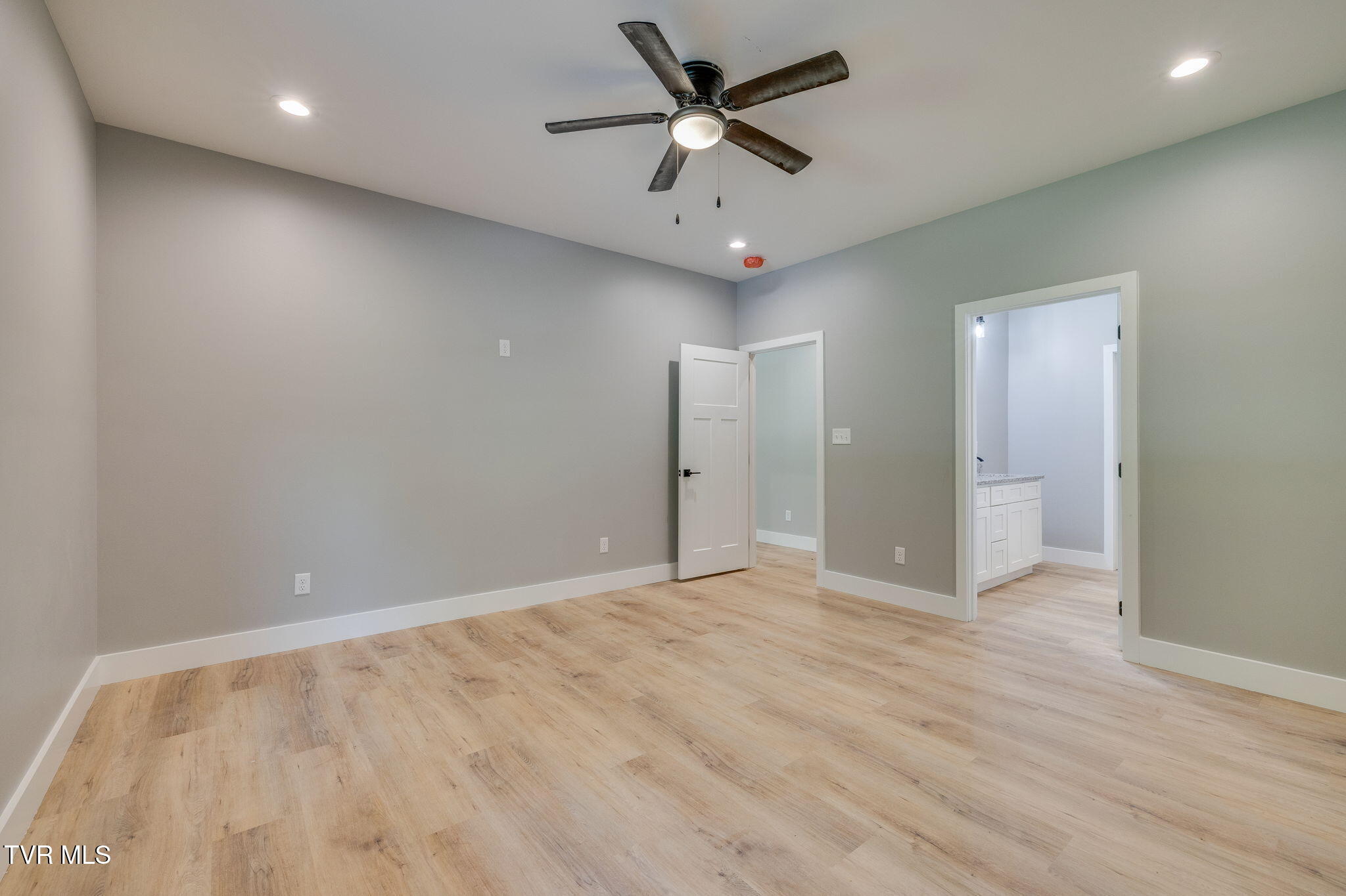 133 Lancaster Road Kingsport, TN 37663 - Photo 19 of 30 019