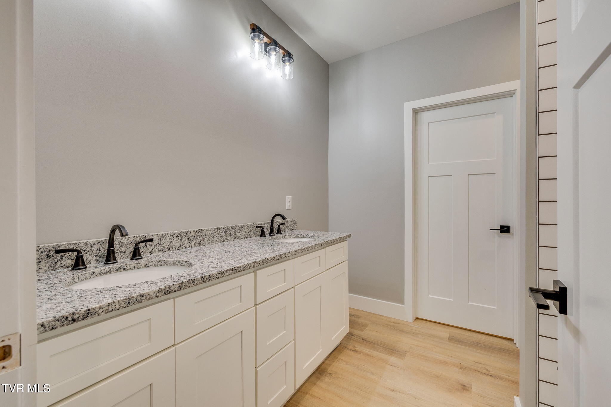 133 Lancaster Road Kingsport, TN 37663 - Photo 20 of 30 020