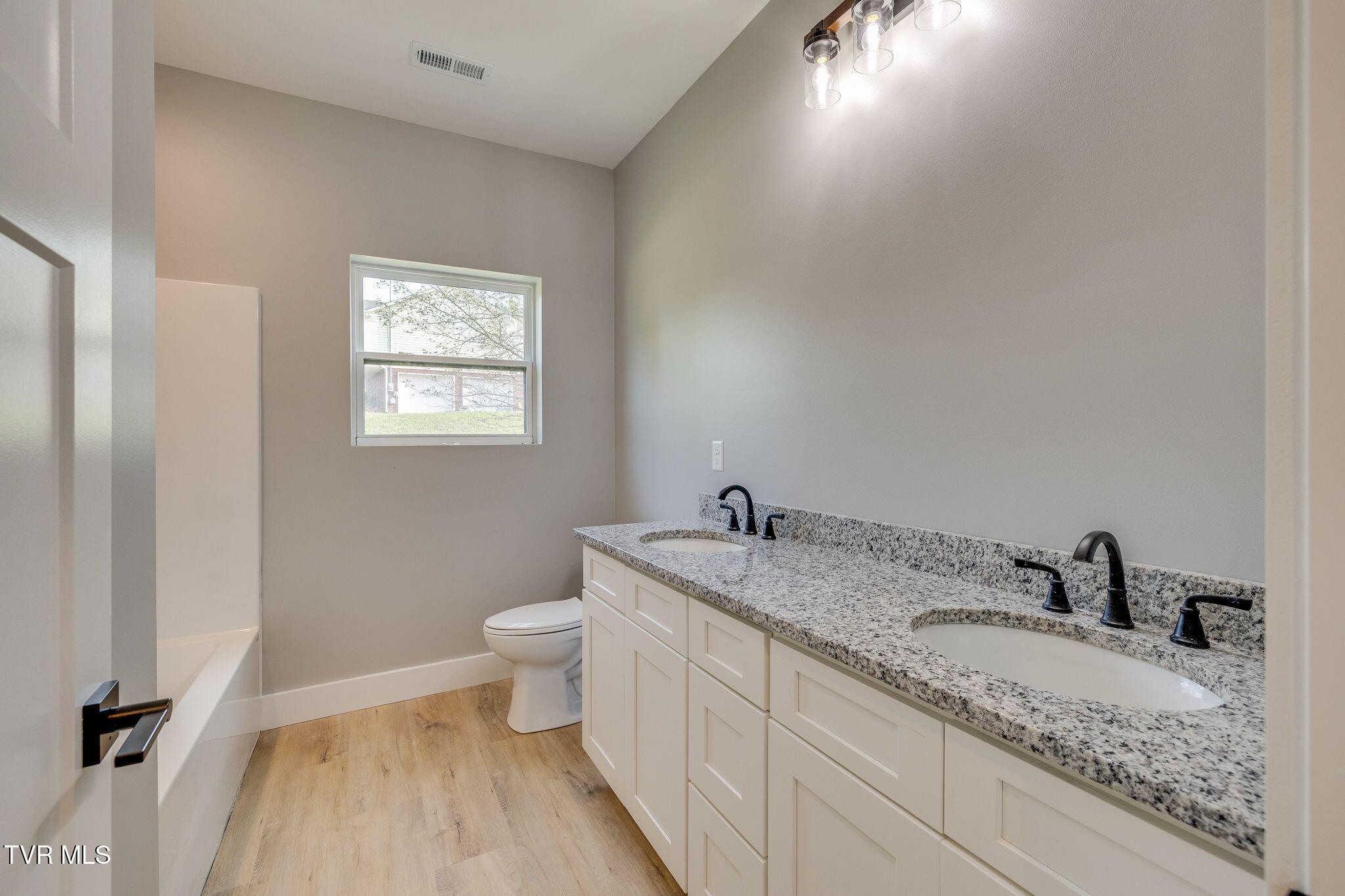 133 Lancaster Road Kingsport, TN 37663 - Photo 25 of 30 025