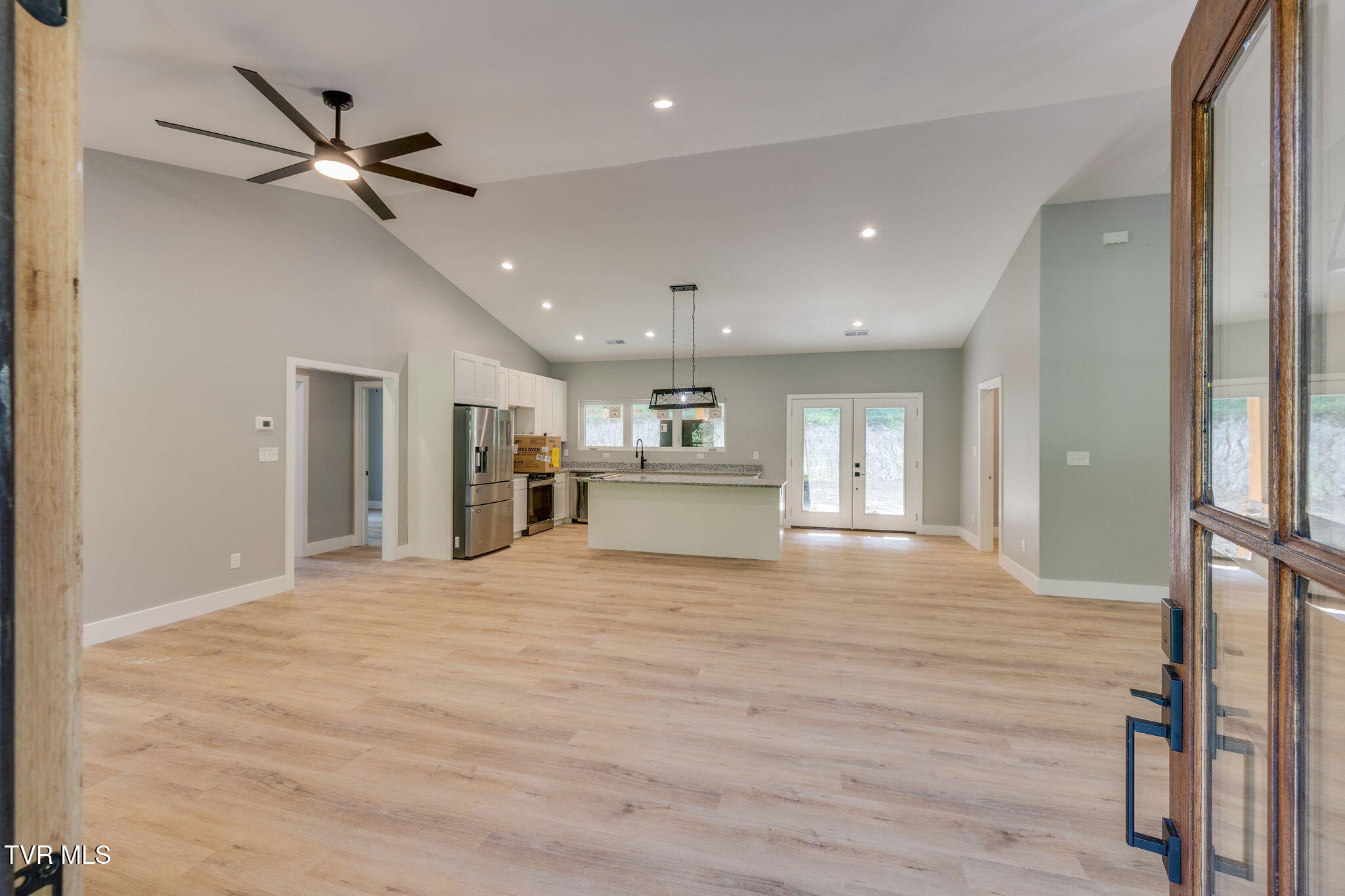 133 Lancaster Road Kingsport, TN 37663 - Photo 4 of 30 004