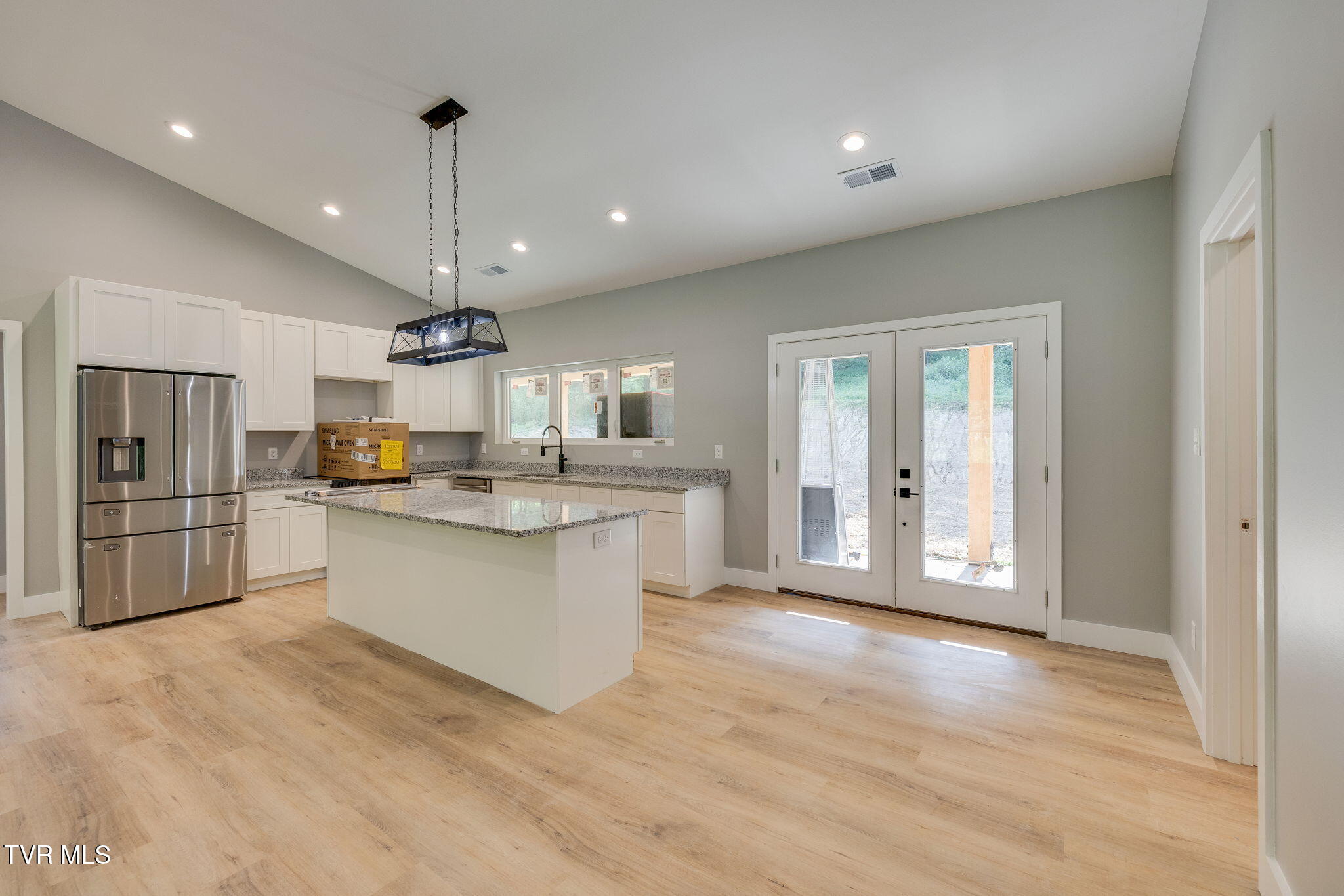 133 Lancaster Road Kingsport, TN 37663 - Photo 9 of 30 009